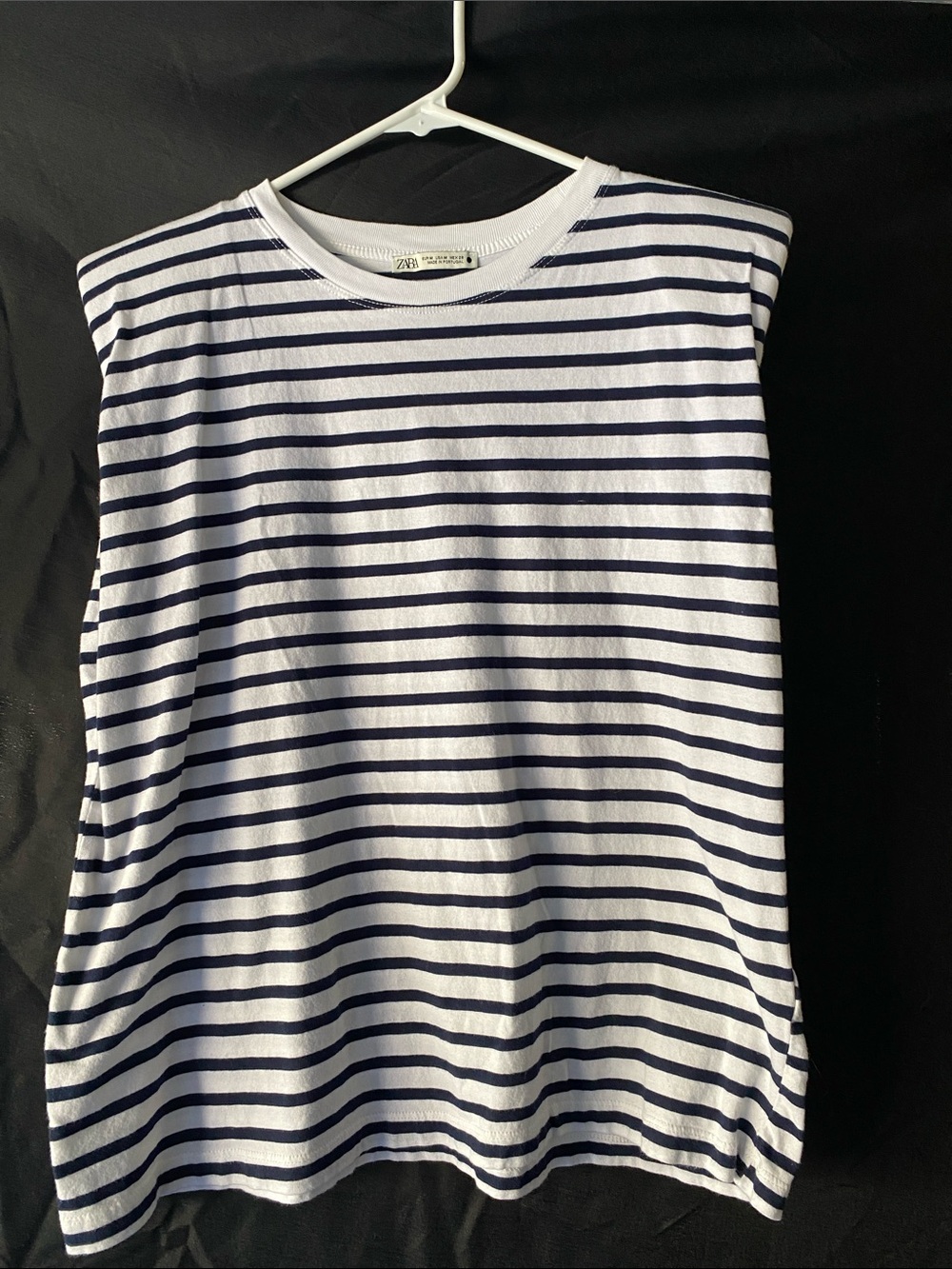 Zara White and Navy Striped Muscle Tee